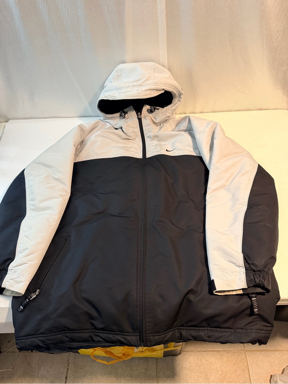 Vintage Nike Two-Tone Hooded Jacket - Black & Light Gray
